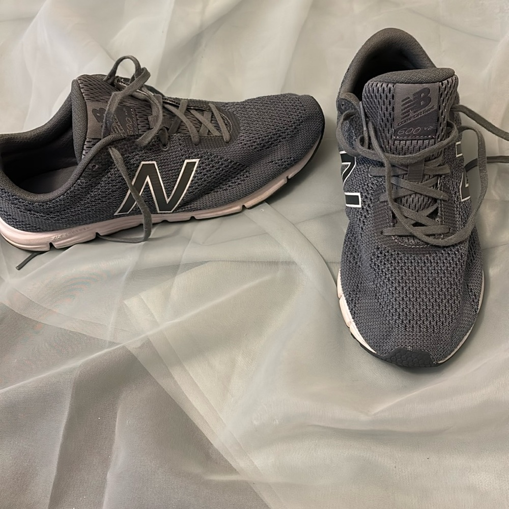 New Balance comfort ride 600 v2 women’s 10